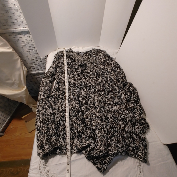 Charlotte Russe Sweater open Face Size M Black Mingled Knit Cardigan - Picture 5 of 7